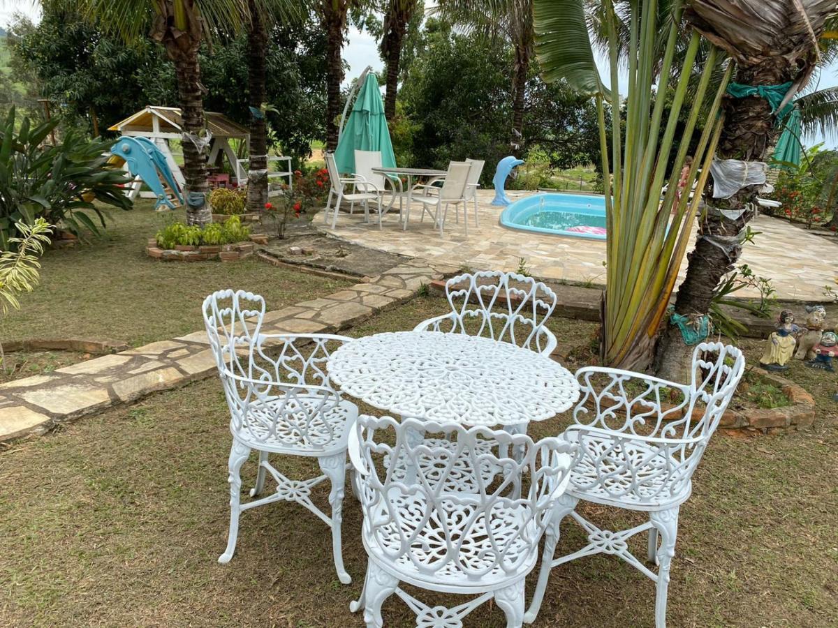 Hospedagem Recanto Das Orquideas Quatis Bagian luar foto
